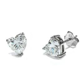 BRINCO MOISSANITE CORAÇÃO PRATA