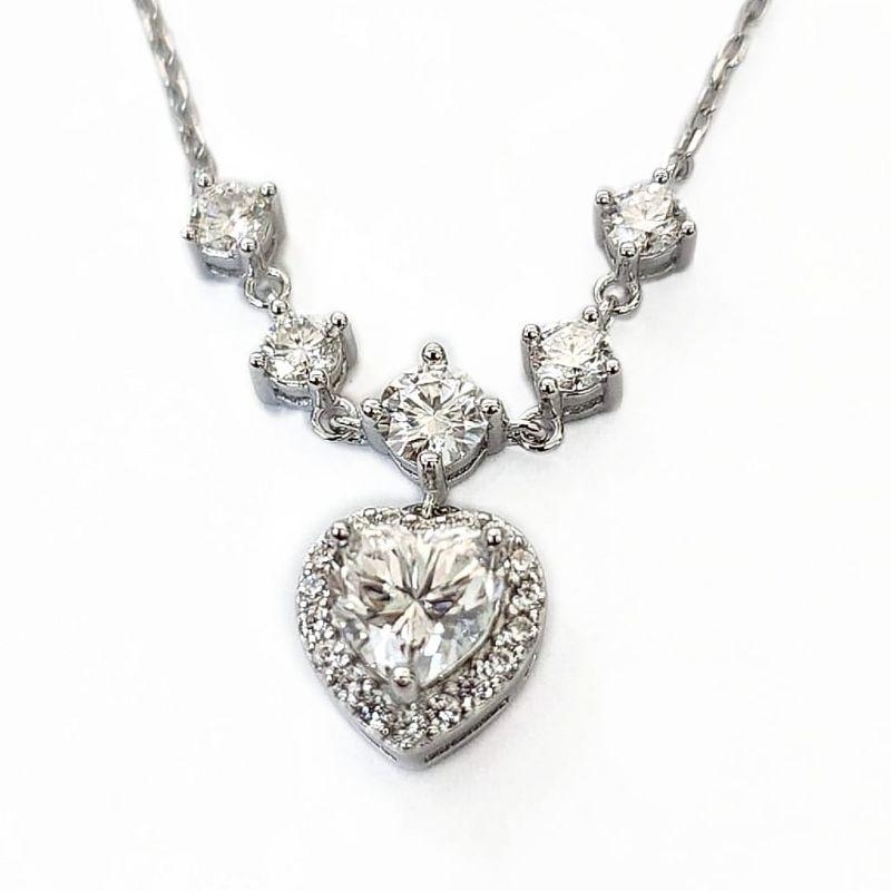 GARGANTILHA MOISSANITE CORAÇÃO