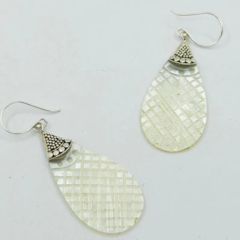 BRINCO MADREPÉROLA GOTA
